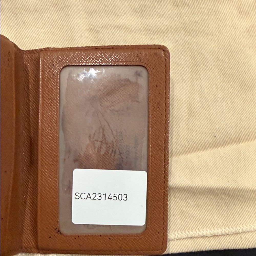 Louis Vuitton Classic Monogram Card Holder - Picture 6 of 14
